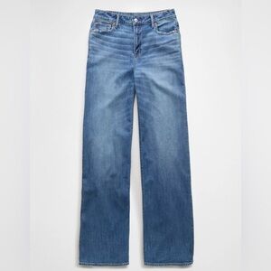 American Eagle Outfitters Women's Blue Jeans

Non Smoking /No Pets